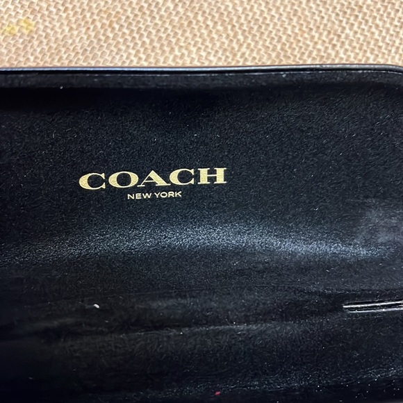 COACH GLASS CASE - Picture 6 of 9